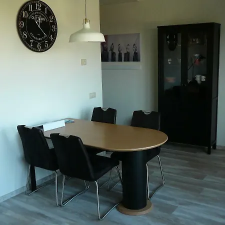 Appartement Strandslag Zanddijk 229 Aan Zee