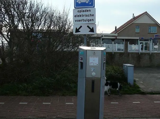 Strandslag Zanddijk 229 Aan Zee * Julianadorp